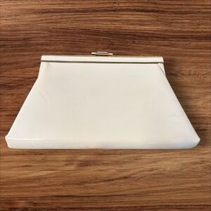 Vintage Andé White Patent Clutch Purse Evening Bag With‎ Chain Strap
